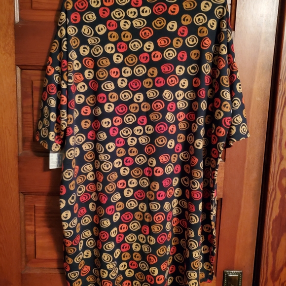LuLaRoe Irma - Picture 2 of 6